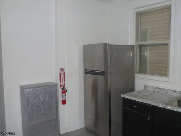 $2,150 | 81 Rose Terrace, Newark, NJ 07108