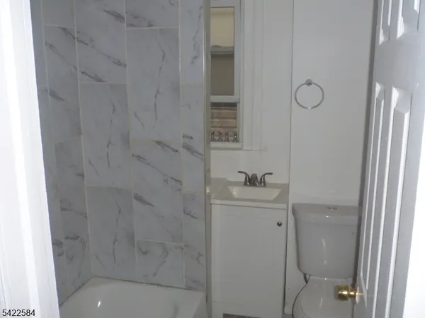 $2,150 | 81 Rose Terrace, Newark, NJ 07108