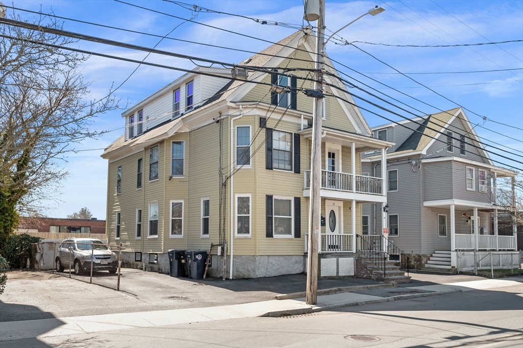 39 Mason Street Salem, MA 01970 - Photo 1 of 42