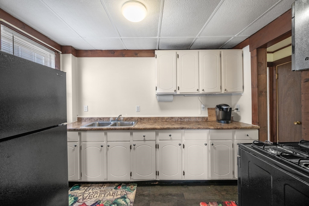 39 Mason Street Salem, MA 01970 - Photo 12 of 42