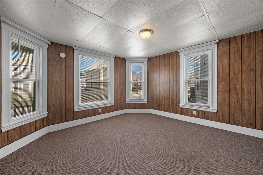39 Mason Street Salem, MA 01970 - Photo 5 of 42