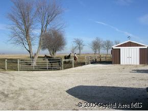 14200 Union Cemetery Road New Berlin, IL 62670 - Photo 5 of 9
