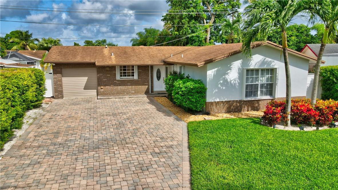 22287 Southwest 64th Avenue Boca Raton, FL 33428 - Photo 1 of 38 Photo 1