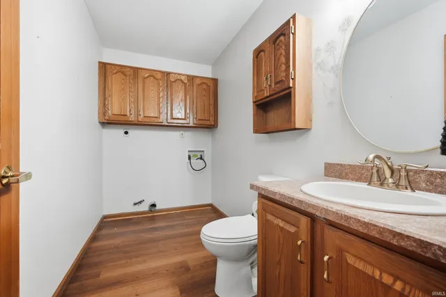 $259,900 | 723 Pinehurst Drive, Fort Wayne, IN 46815