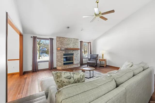 $259,900 | 723 Pinehurst Drive, Fort Wayne, IN 46815