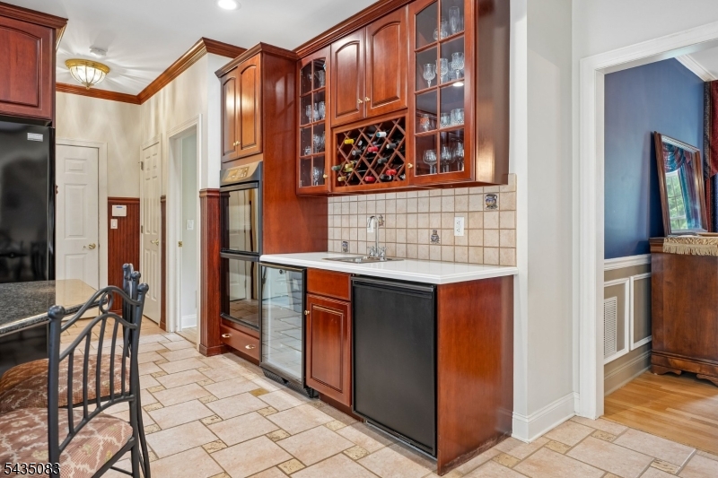 63 Emily Road Bernards, NJ 07931 - Photo 17 of 40