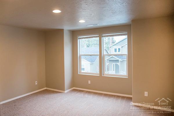 463 North Village Meadows Road Sisters, OR 97759 - Photo 13 of 22 Additional Photo