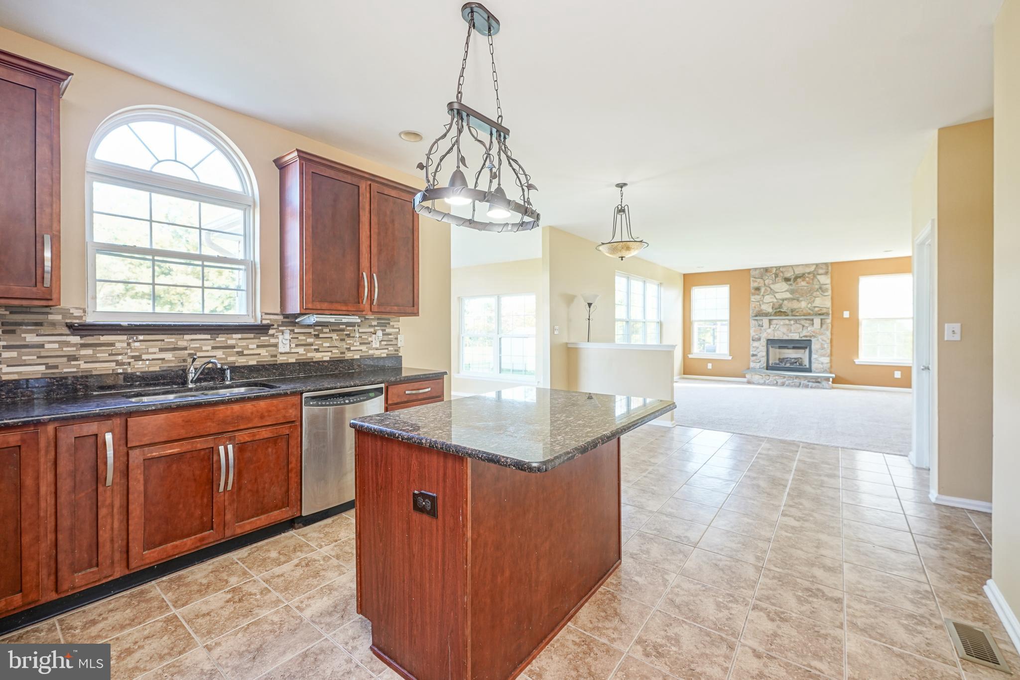13 Howard Street Carneys Point, NJ 08069 - Photo 10 of 56 Gallery Image 10