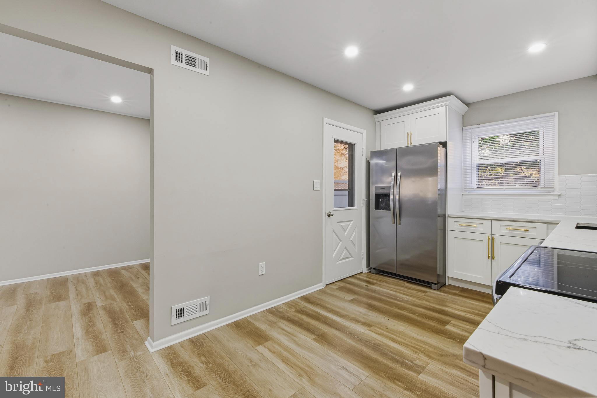 18 Madison Street Swedesboro, NJ 08085 - Photo 4 of 26 Kitchen