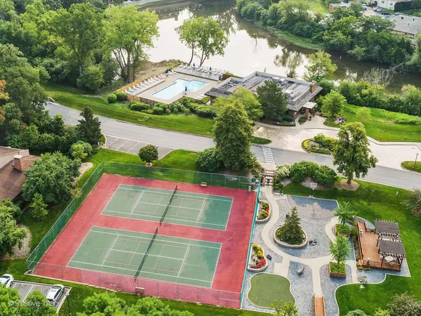 $534,900 | 1401 Burr Oak Road, Unit 114B, Hinsdale, IL 60521