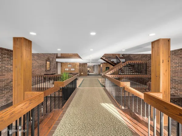 $534,900 | 1401 Burr Oak Road, Unit 114B, Hinsdale, IL 60521