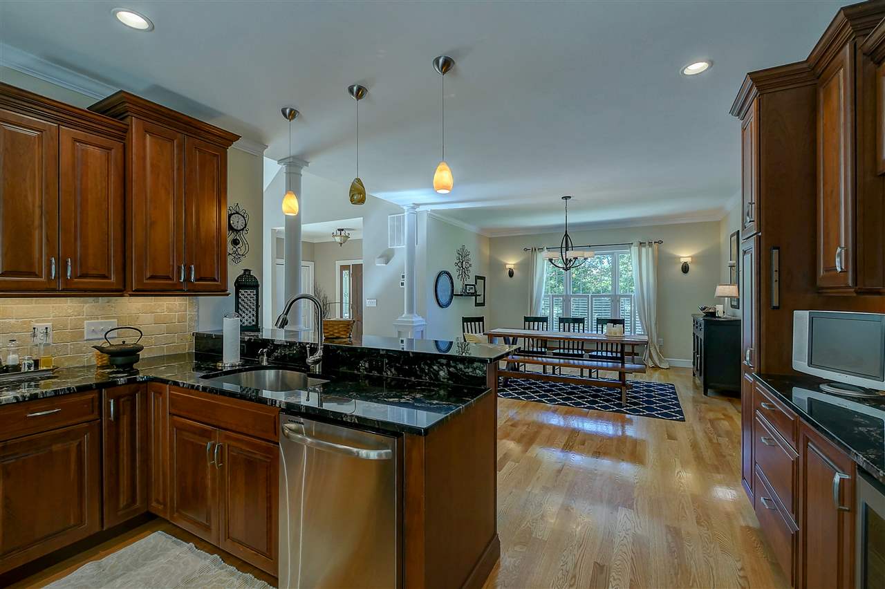 174 Shannon Road Salem, NH 03079 - Photo 12 of 40