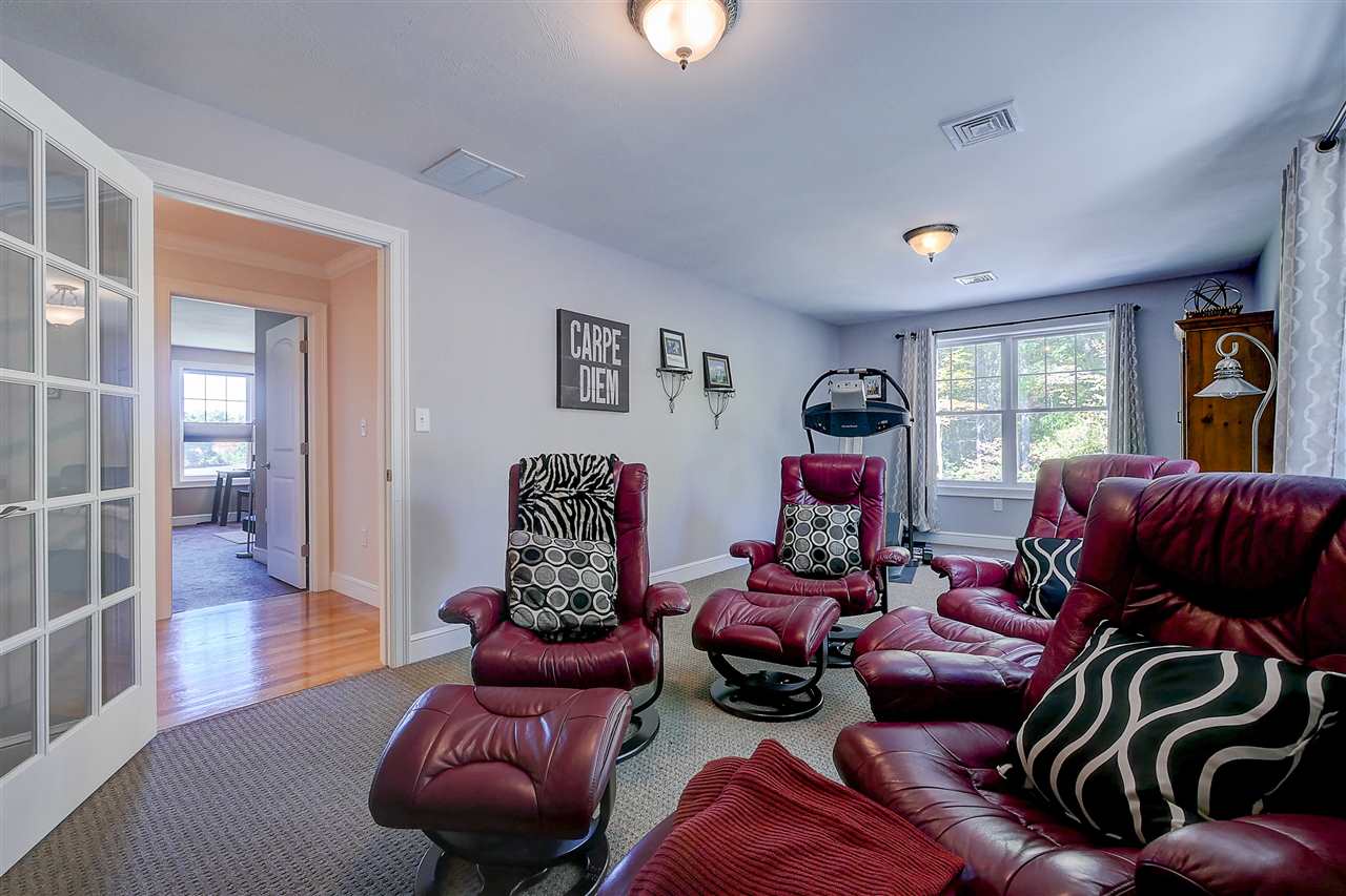 174 Shannon Road Salem, NH 03079 - Photo 31 of 40