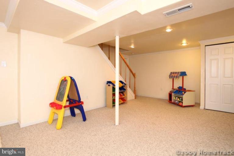 4 Roxburgh Court Nottingham, MD 21236 - Photo 16 of 23 Recreation Room #2