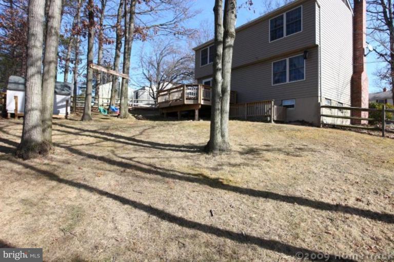4 Roxburgh Court Nottingham, MD 21236 - Photo 19 of 23 Exterior (Rear)