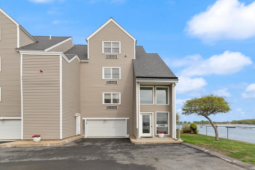 121 Water Street, Unit 46 Beverly, MA 01915 - Photo 4 of 42