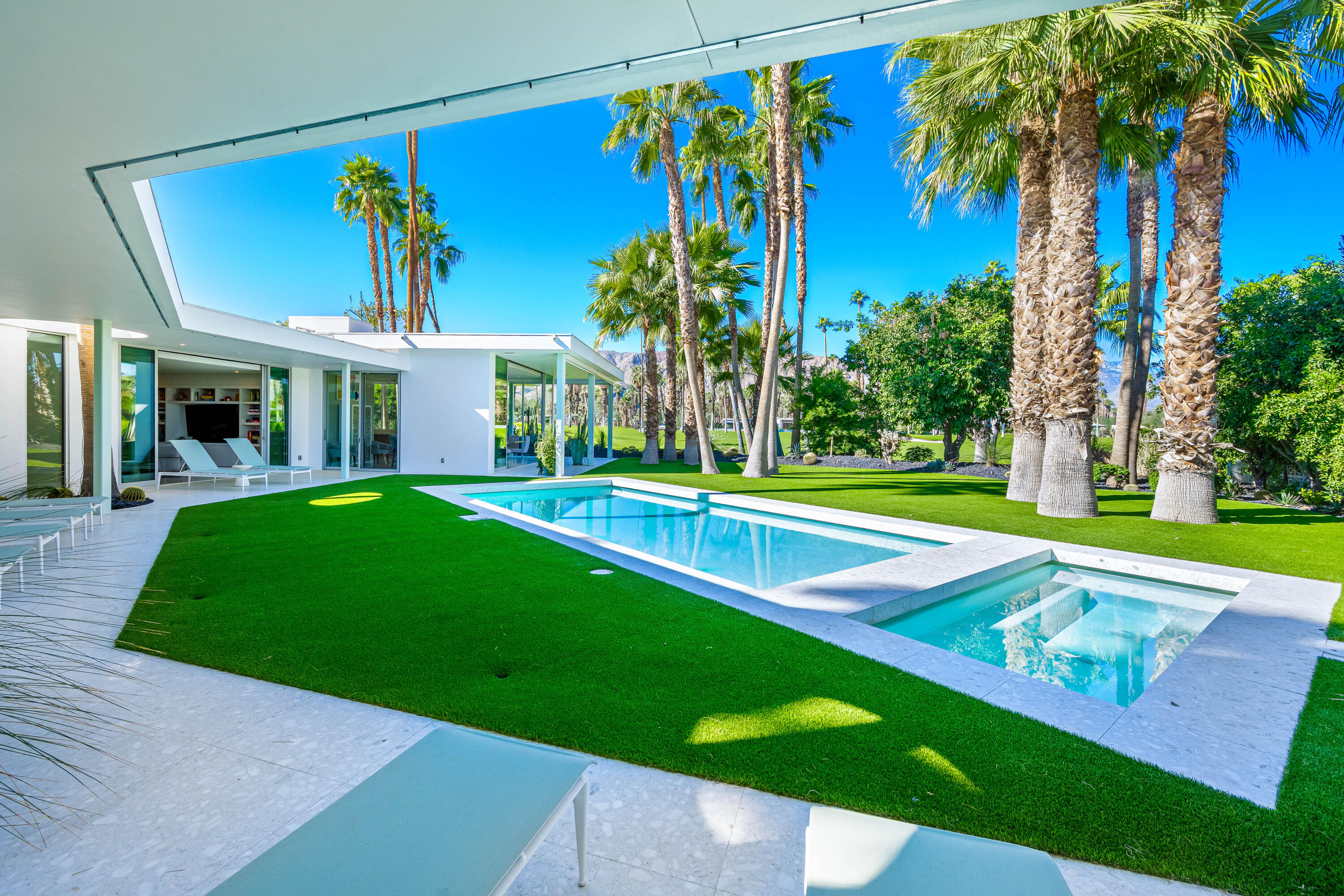 40365 Sand Dune Road Rancho Mirage, CA 92270 - Photo 46 of 70 a view of a volley ball court