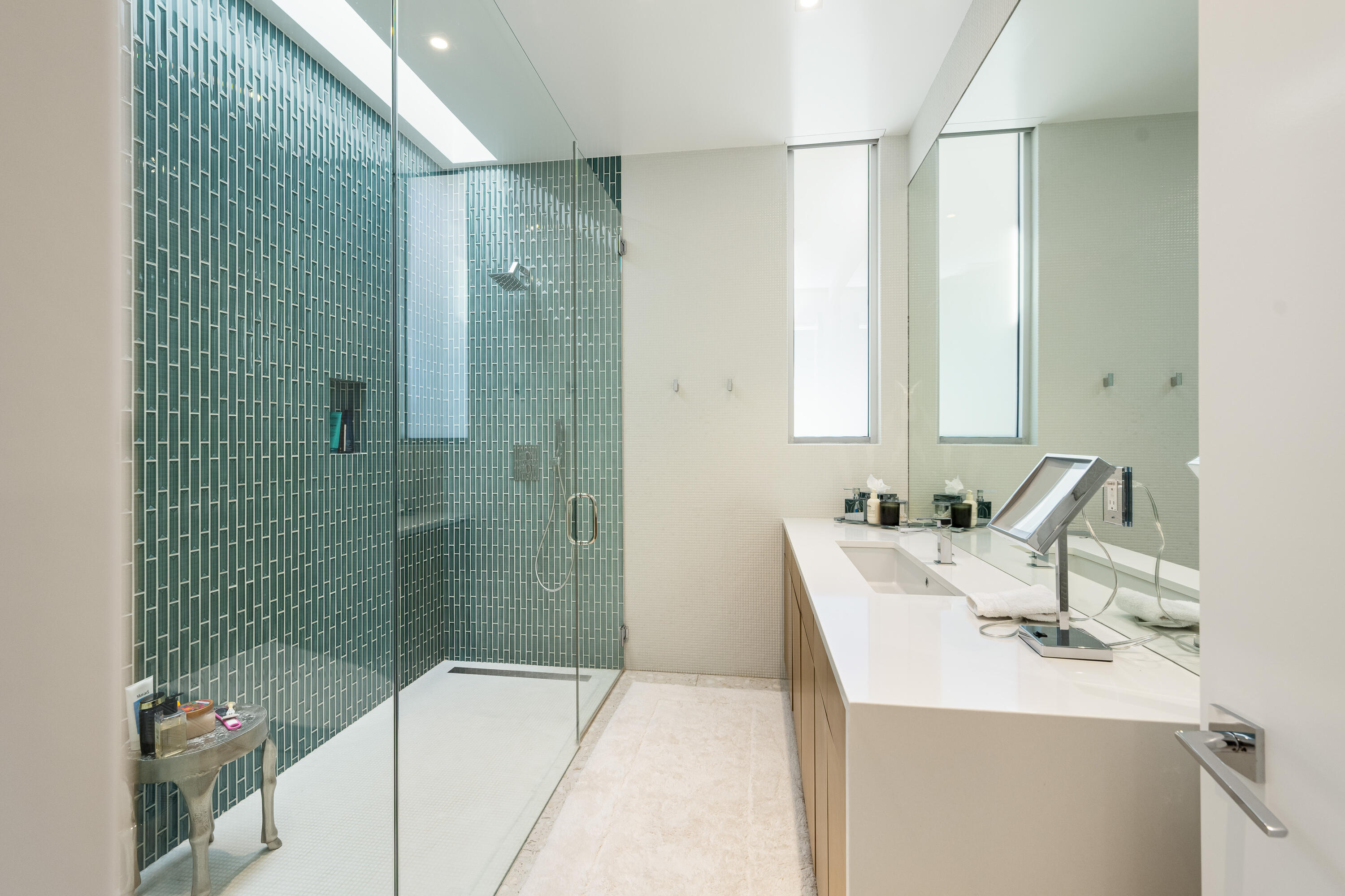 40365 Sand Dune Road Rancho Mirage, CA 92270 - Photo 56 of 70 a bathroom with a sink a toilet and shower
