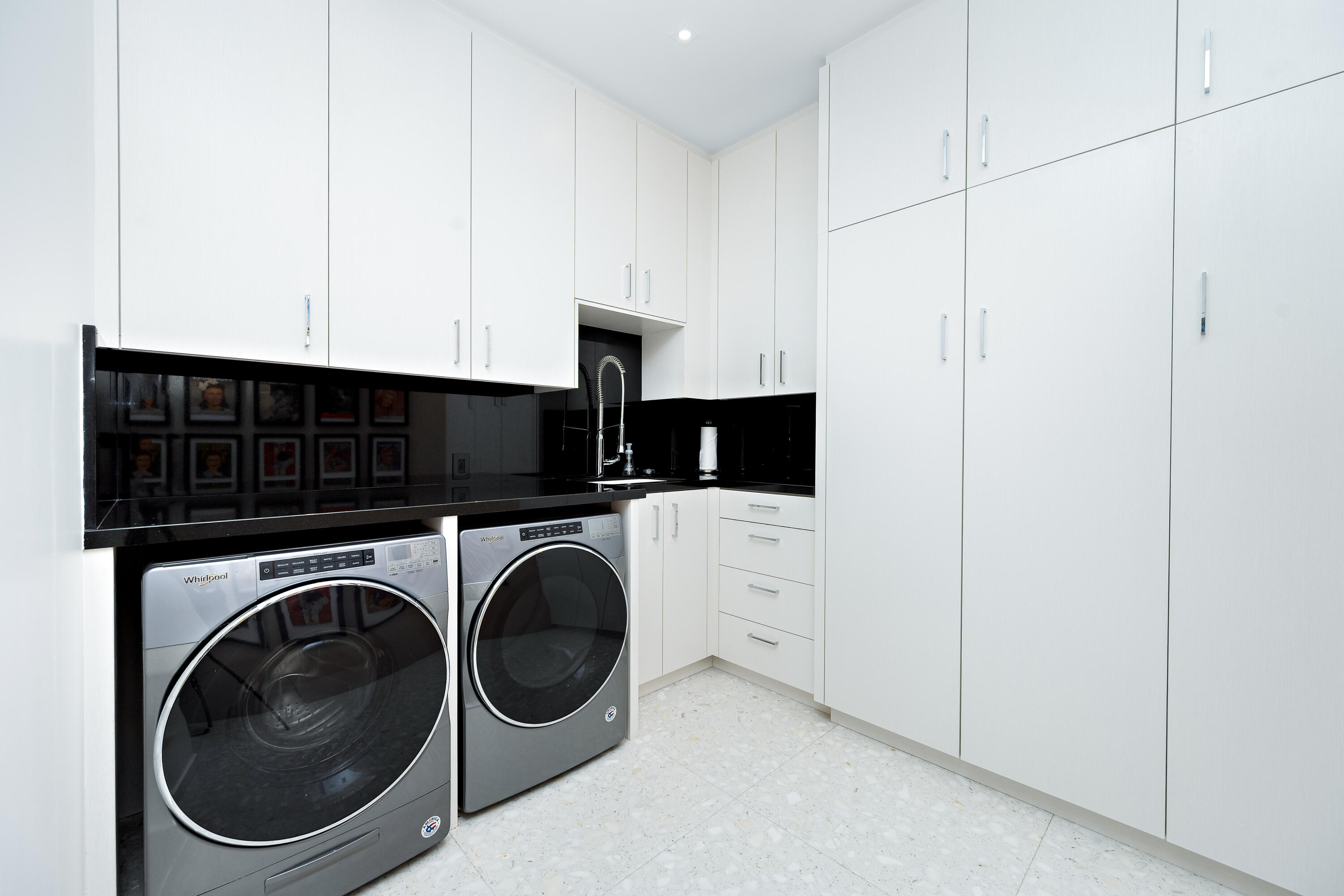 40365 Sand Dune Road Rancho Mirage, CA 92270 - Photo 70 of 70 a view of kitchen and washer and dryer