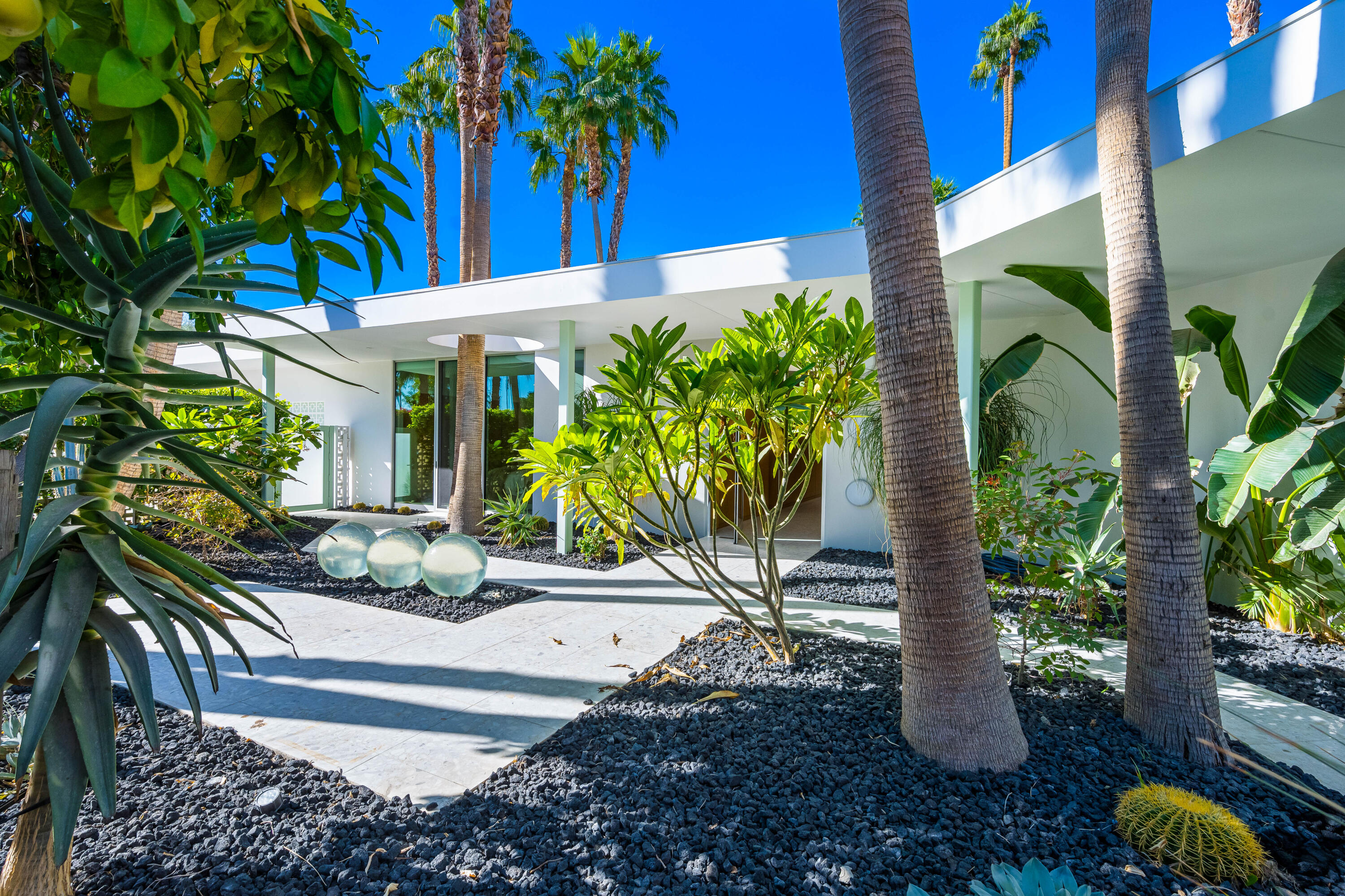 40365 Sand Dune Road Rancho Mirage, CA 92270 - Photo 7 of 70 24-print-CB_Sand_OPMG_1023_024