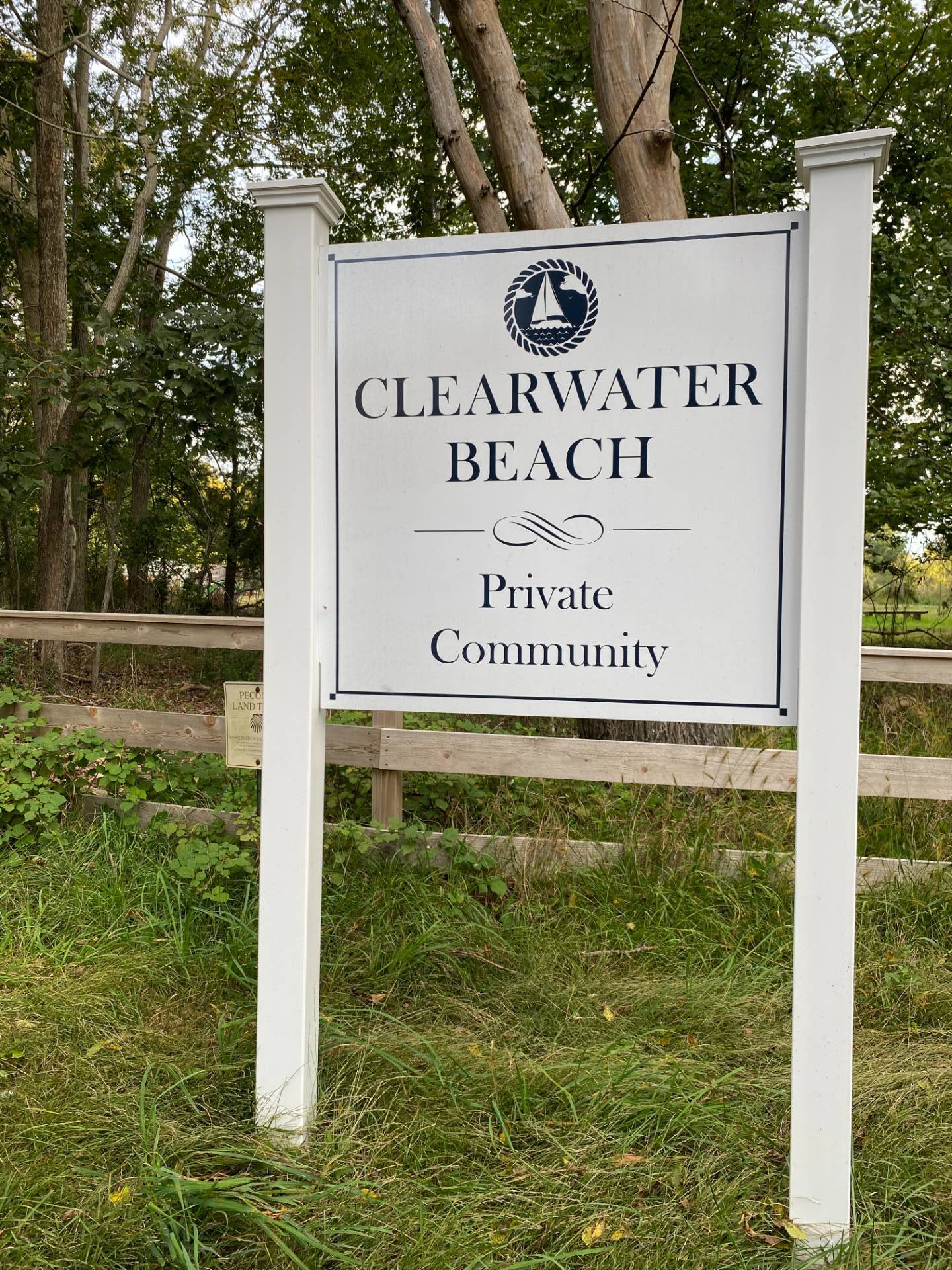 264 Kings Point Road East Hampton, NY 11937 - Photo 26 of 30 a sign broad on the side of the road