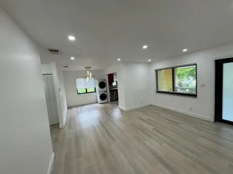 $2,000 | 11660 Northwest 45th Street, Unit 4, Coral Springs, FL 33065