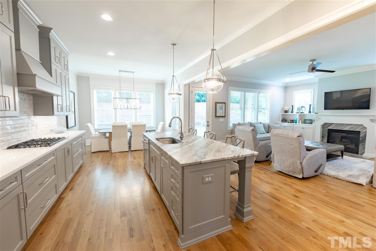 712 Sampson Street Raleigh, NC 27609 - Photo 8 of 30