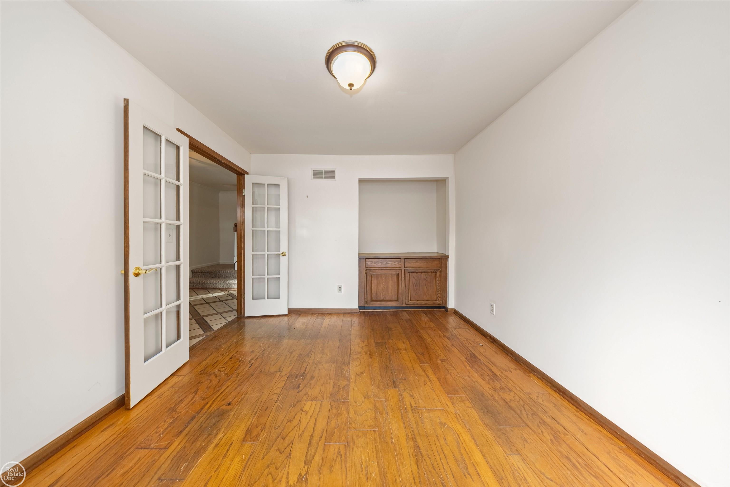 441 Silvervale Drive Rochester Hills, MI 48309 - Photo 35 of 65