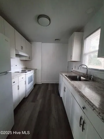 $1,500 | 605 West 14th Avenue, Greenville, NC 27834