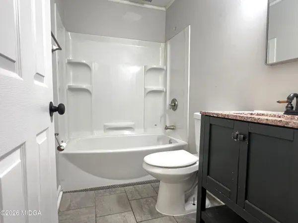 $1,100 | 965 North Pierce Avenue, Macon, GA 31204