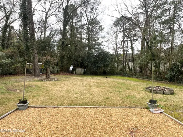 $1,100 | 965 North Pierce Avenue, Macon, GA 31204