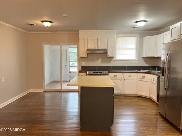 $1,100 | 965 North Pierce Avenue, Macon, GA 31204