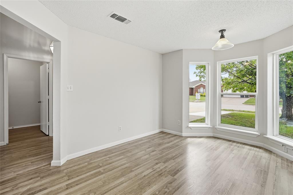 7101 Ranger Way Fort Worth, TX 76133 - Photo 11 of 22