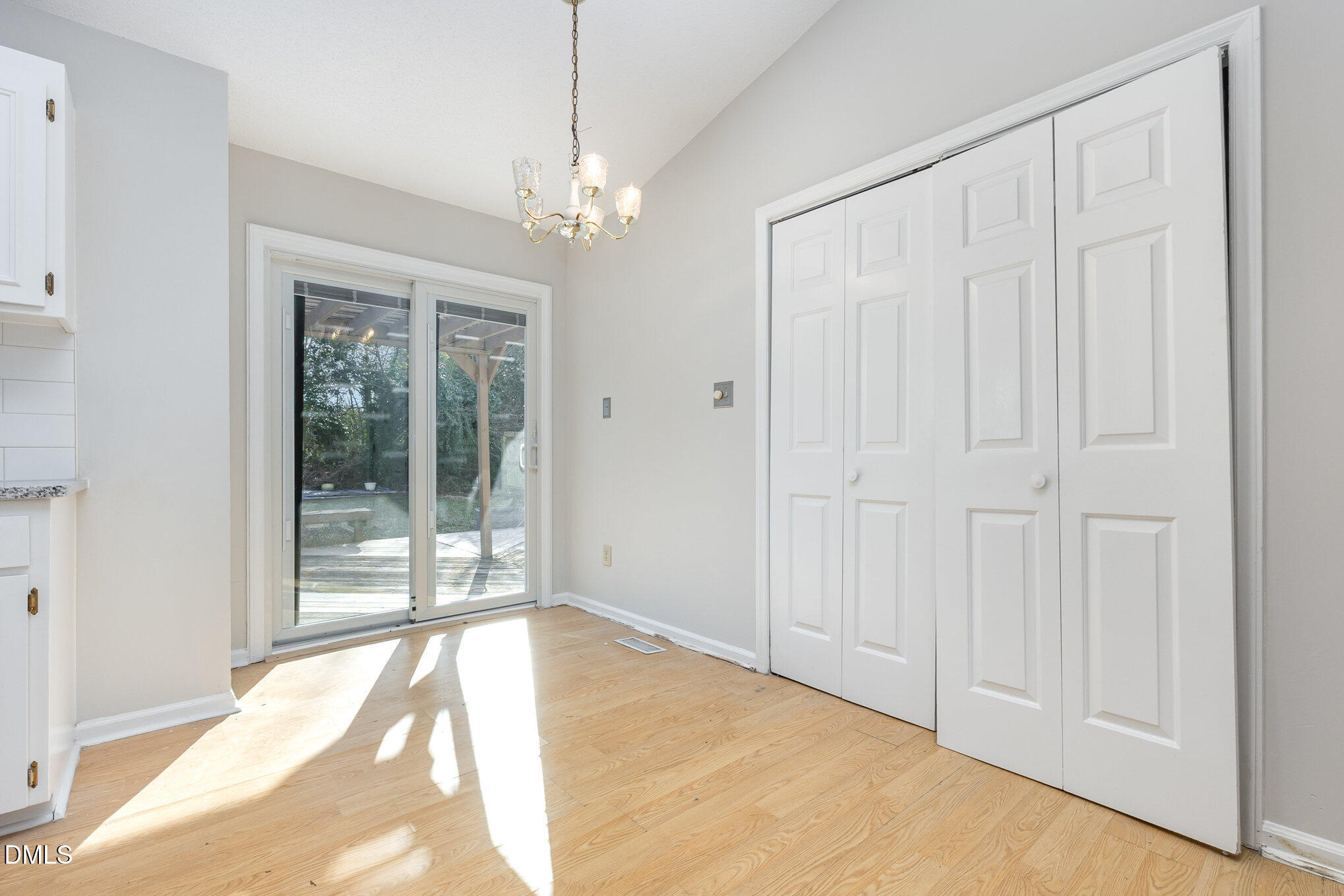 2108 Carthage Circle Raleigh, NC 27604 - Photo 9 of 27 009_file_207