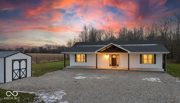 $289,900 | 323 South County Road 1125 East, Seymour, IN 47274