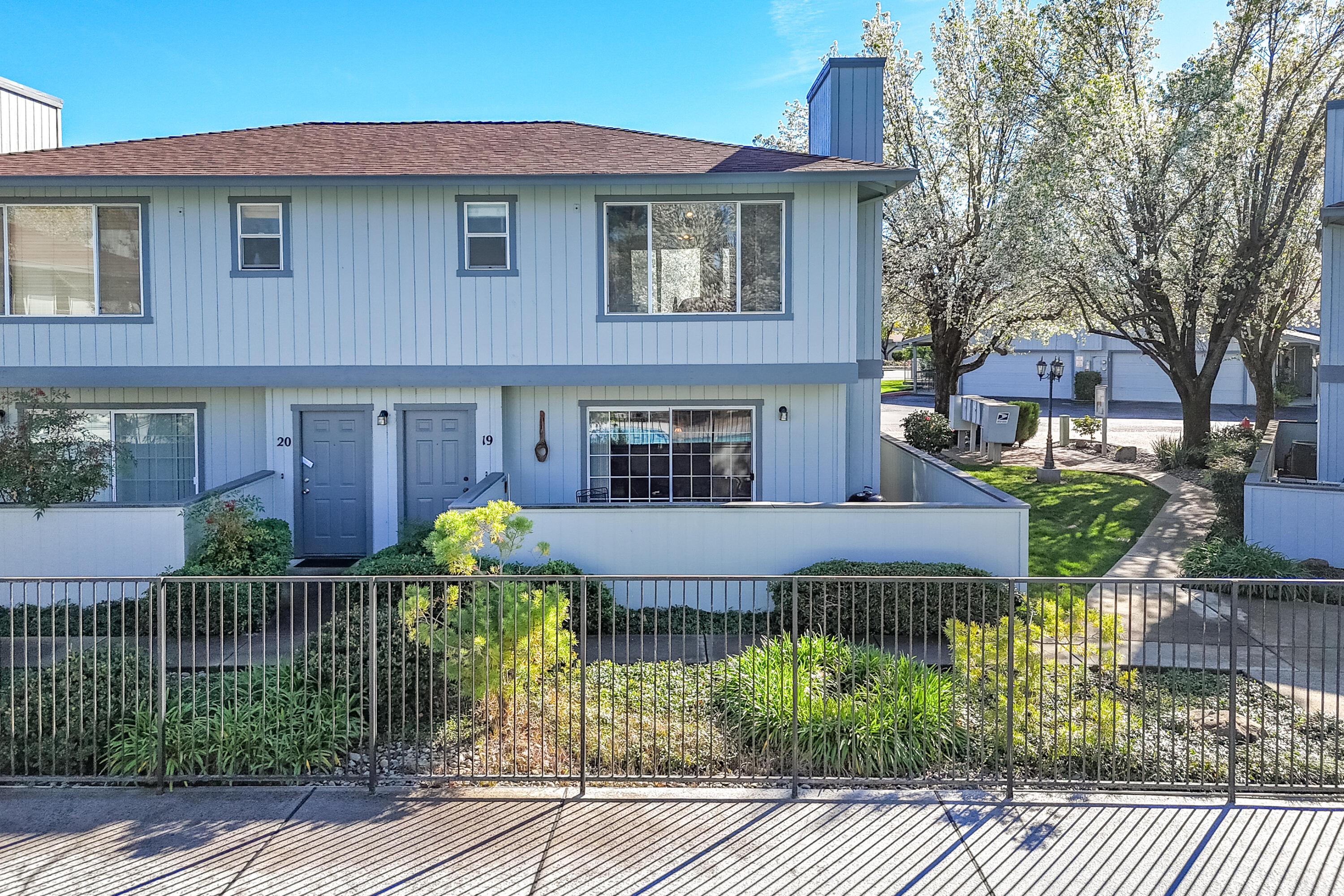 200 Ridgetop Drive, Unit 19 Redding, CA 96003 - Photo 46 of 53 a view of a house with brick walls