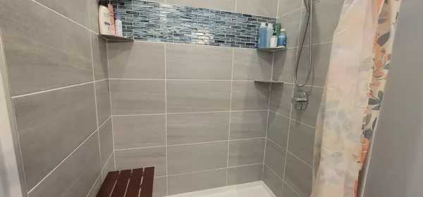 $450,000 | 921 Roxbury Road, Mexico, ME 04257