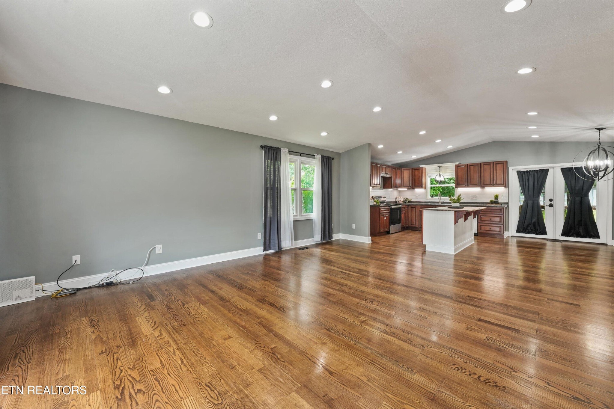 79 Reservoir Road Norris, TN 37828 - Photo 15 of 43 Gallery Image 15