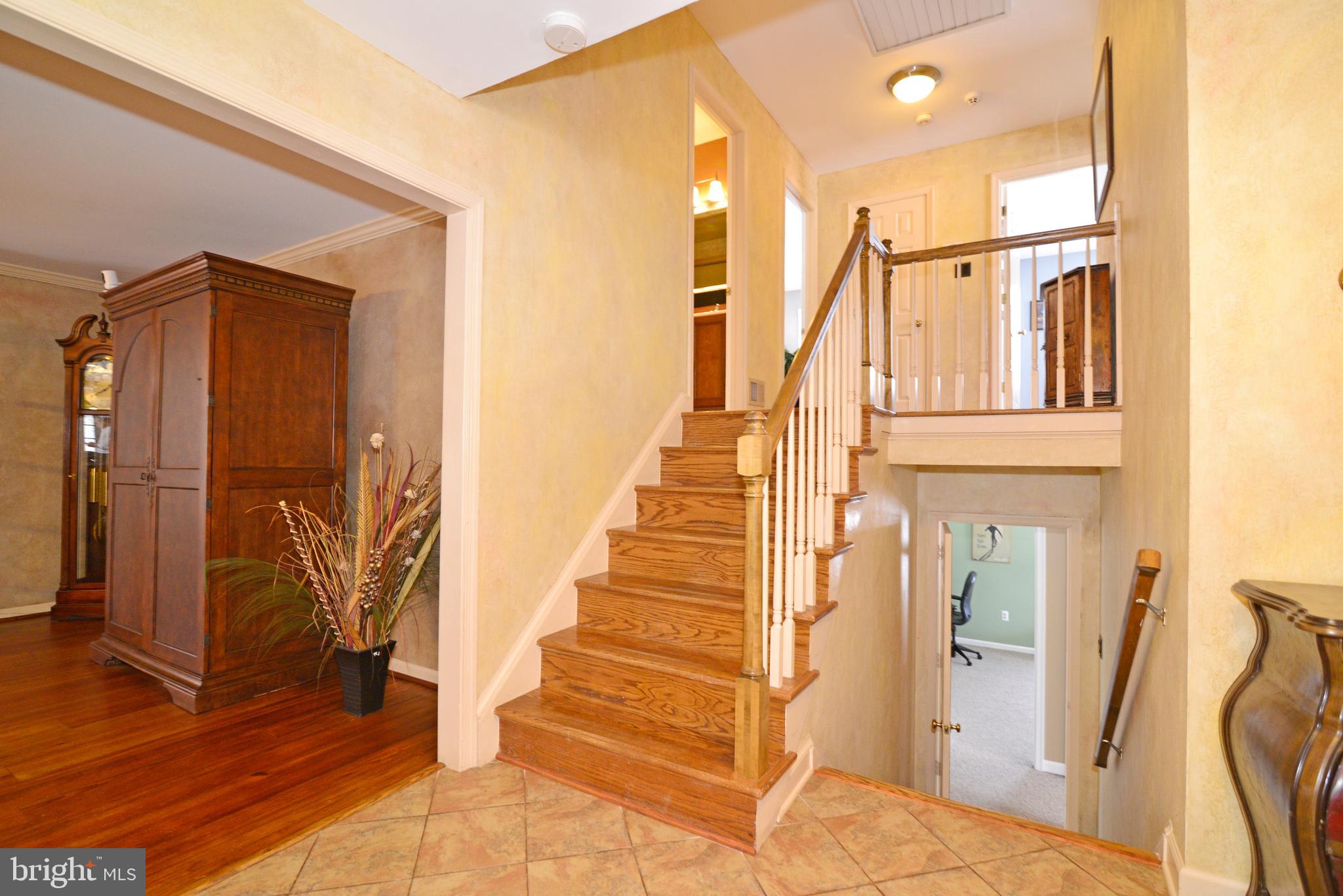 38868 Ridge Court Hamilton, VA 20158 - Photo 5 of 58 Gallery Image 5