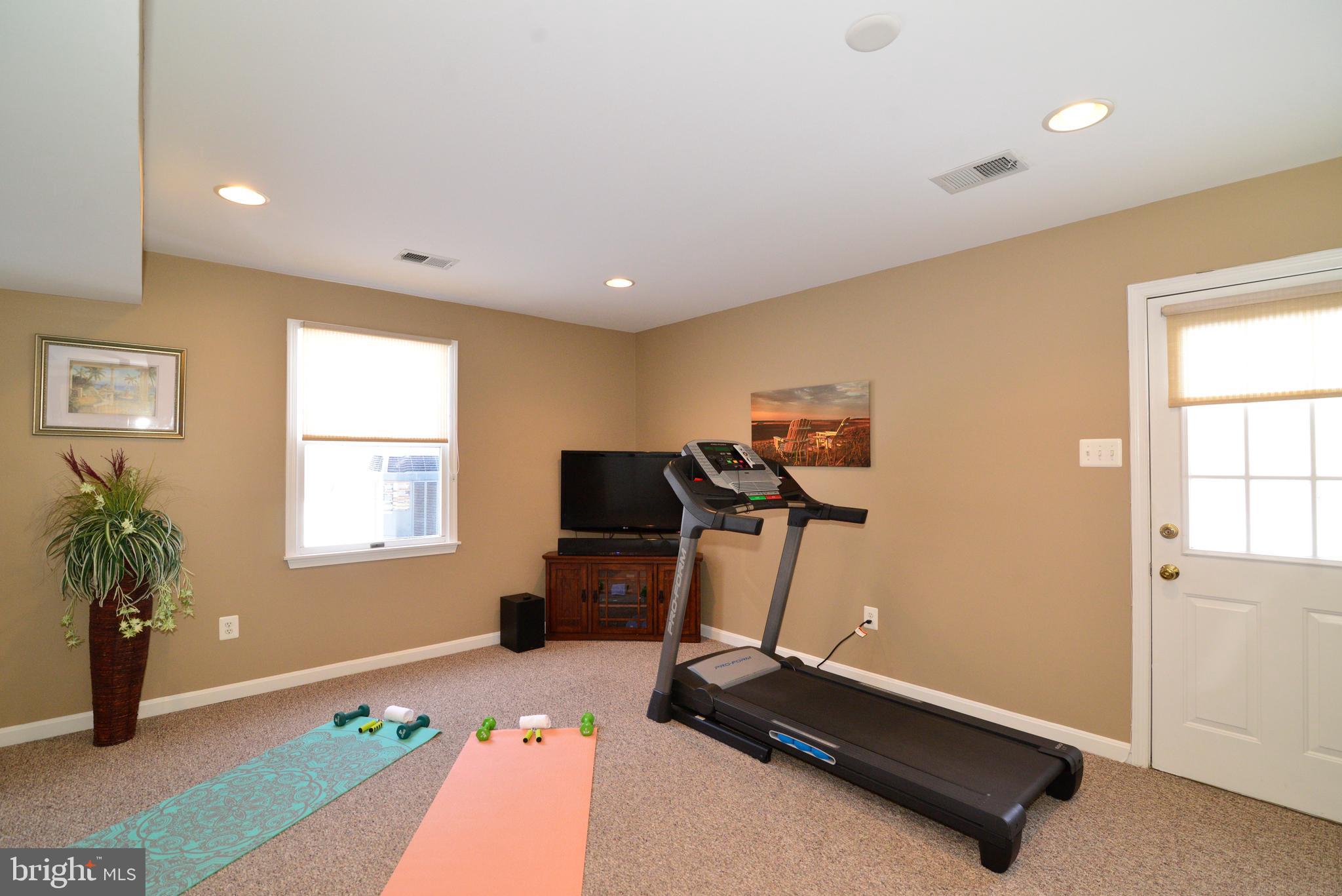38868 Ridge Court Hamilton, VA 20158 - Photo 44 of 58 Gallery Image 44