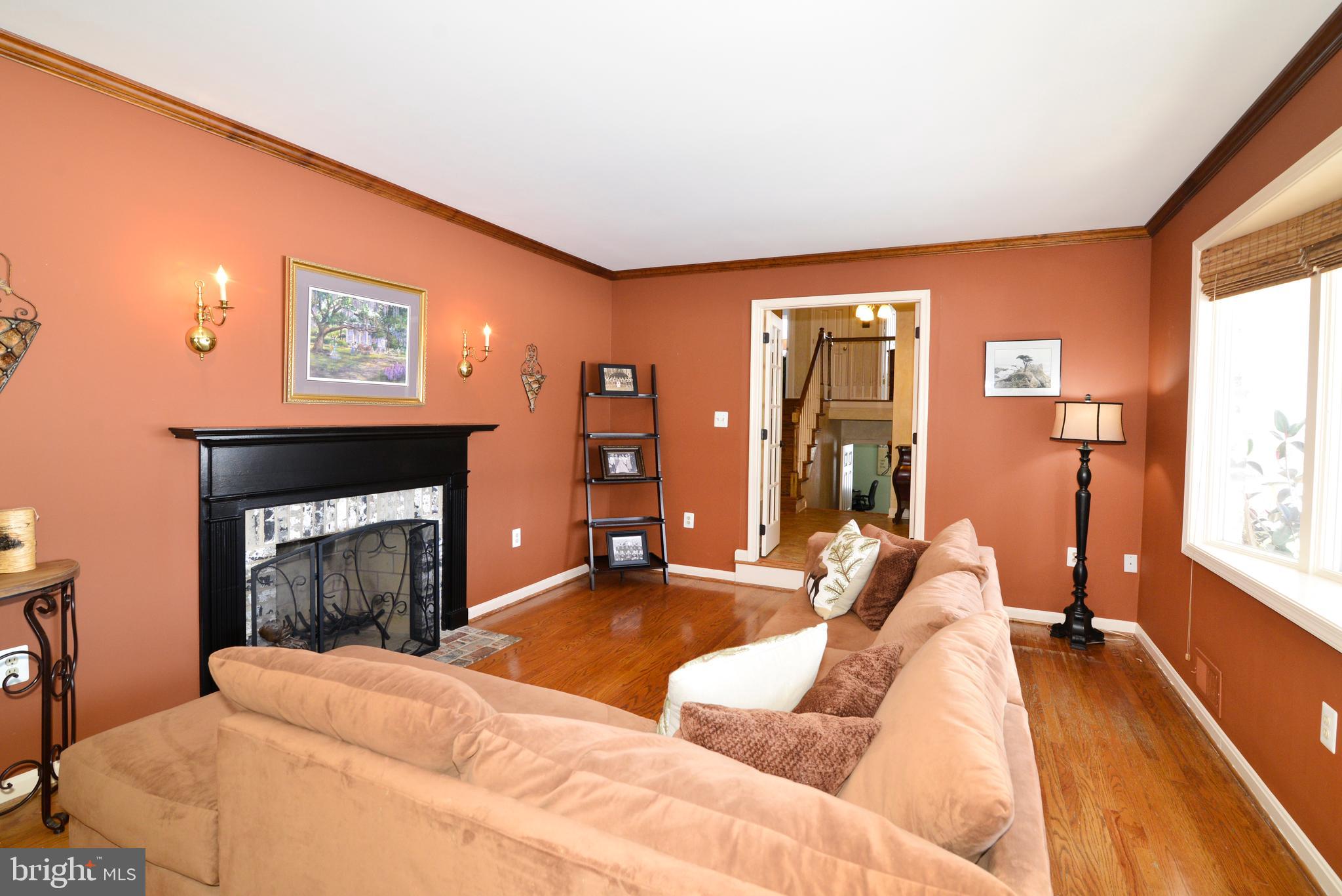 38868 Ridge Court Hamilton, VA 20158 - Photo 8 of 58 Gallery Image 8