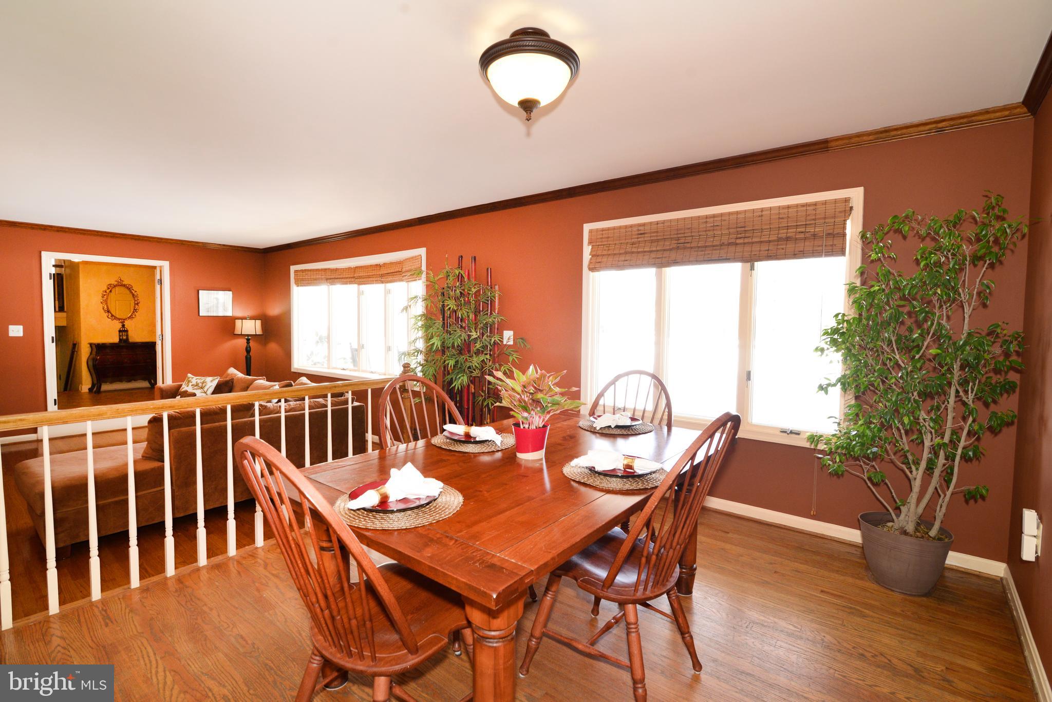 38868 Ridge Court Hamilton, VA 20158 - Photo 10 of 58 Gallery Image 10