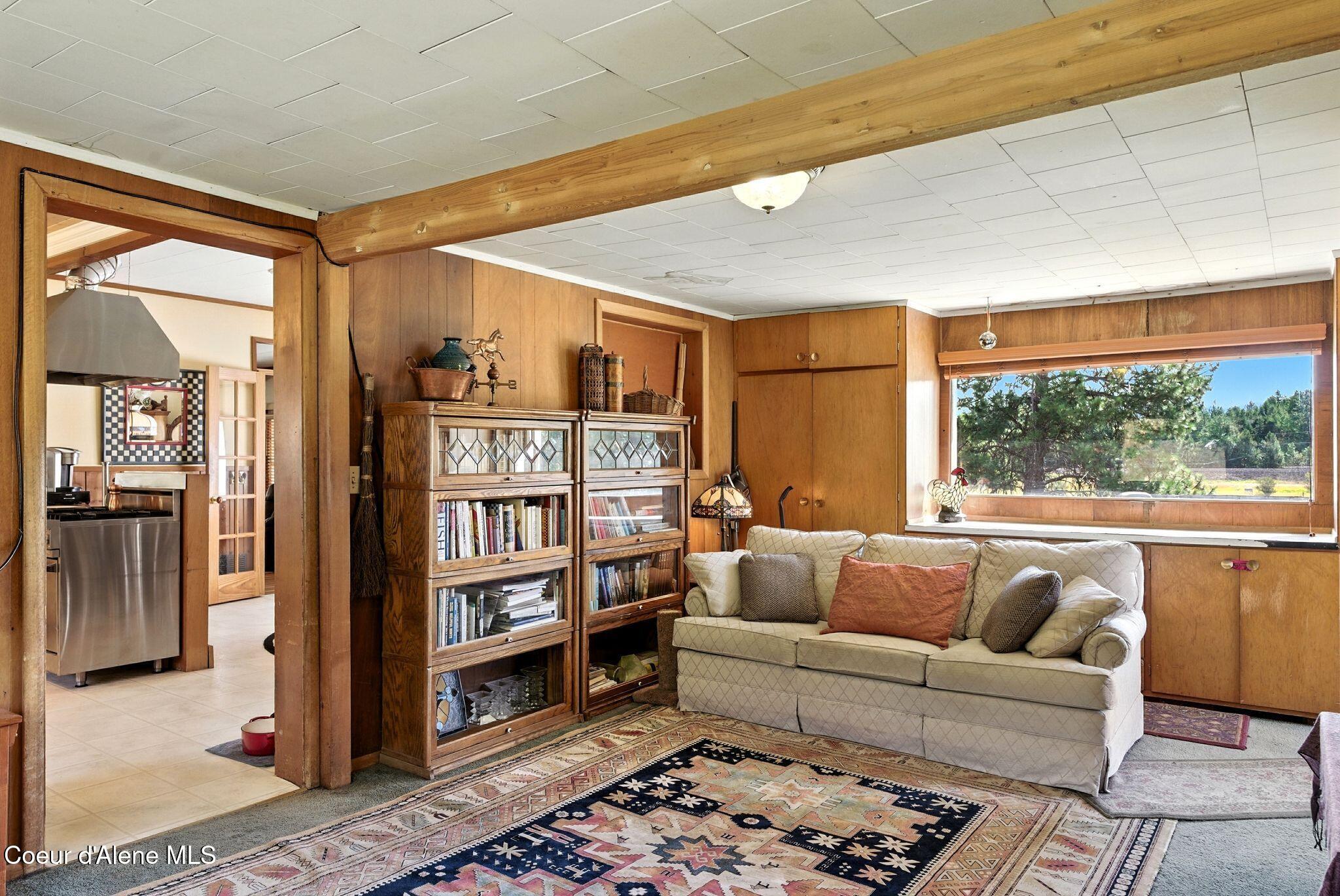 195 Key Ranch Road Sagle, ID 83860 - Photo 21 of 62 Inviting living spaces