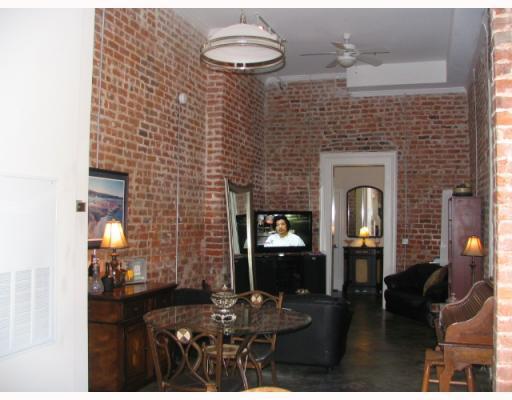 231 North Rampart Street, Unit 1 New Orleans, LA 70112 - Photo 4 of 10