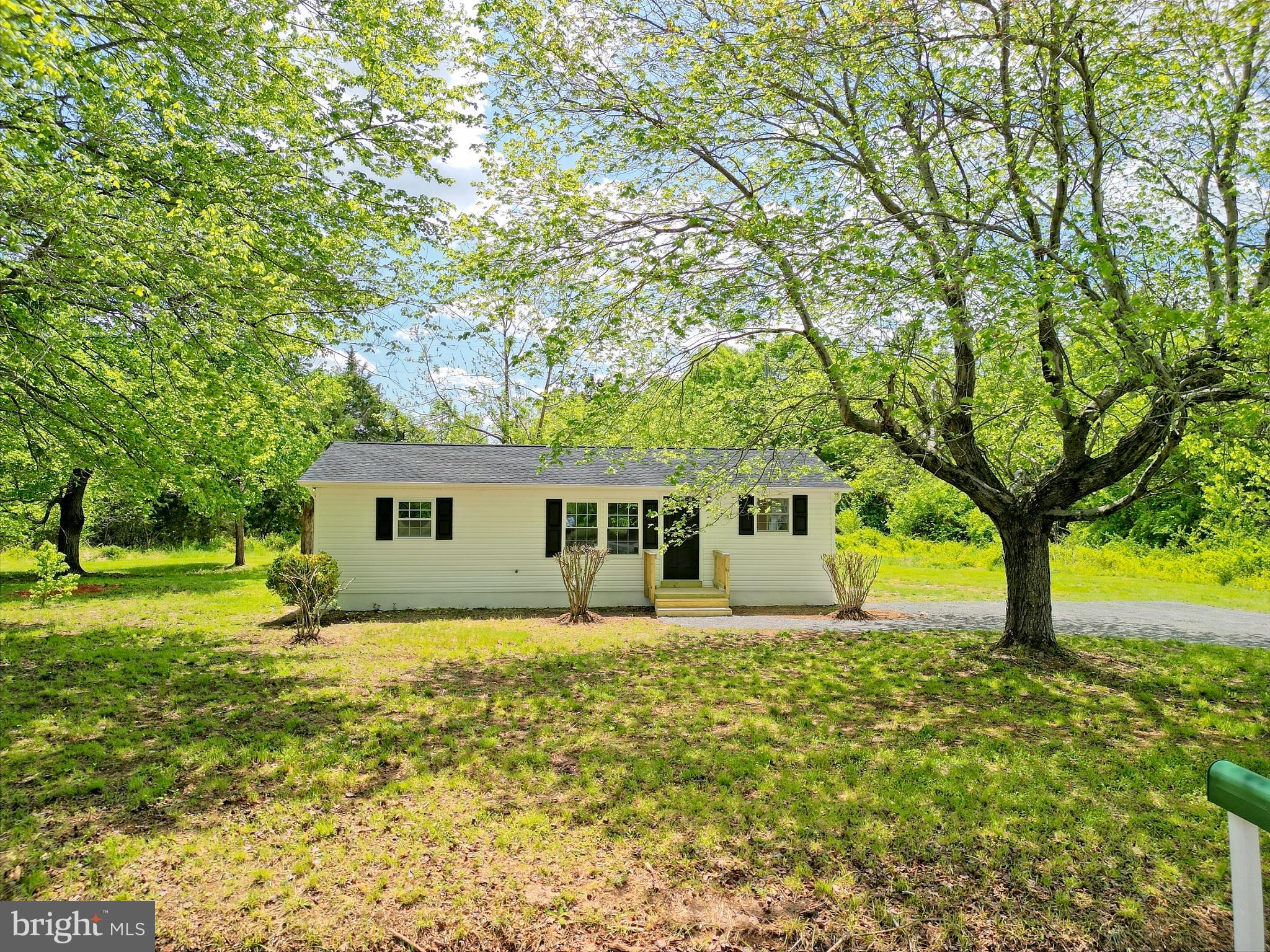10424 Cooktown Road Spotsylvania, VA 22553 - Photo 6 of 53 Gallery Image 6