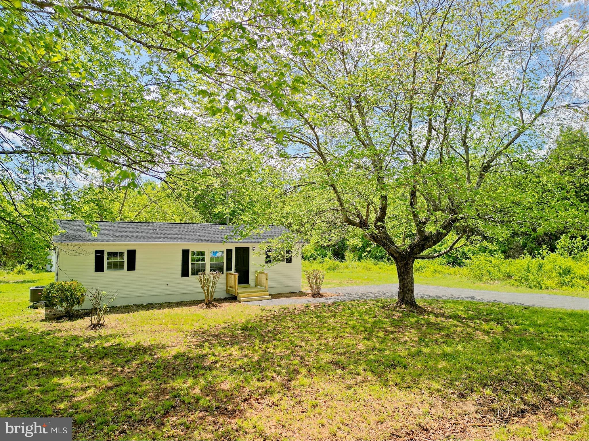 10424 Cooktown Road Spotsylvania, VA 22553 - Photo 8 of 53 Gallery Image 8