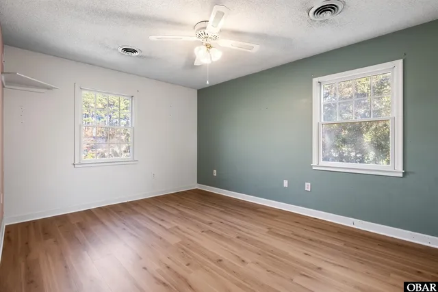 $685,000 | 112 Robert Bruce Drive, Manteo, NC 27954