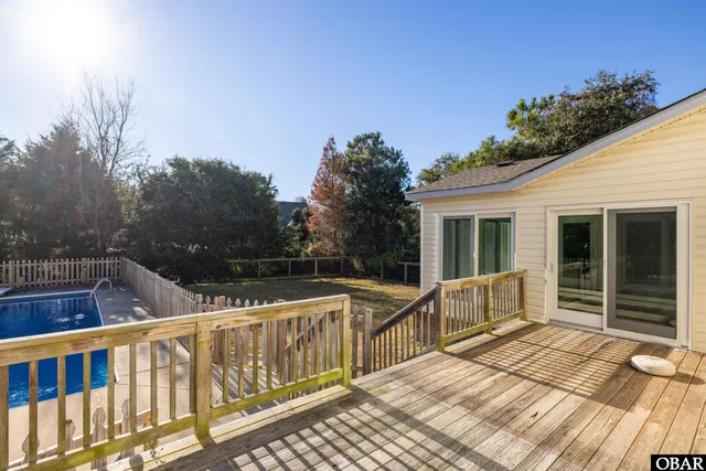 $685,000 | 112 Robert Bruce Drive, Manteo, NC 27954