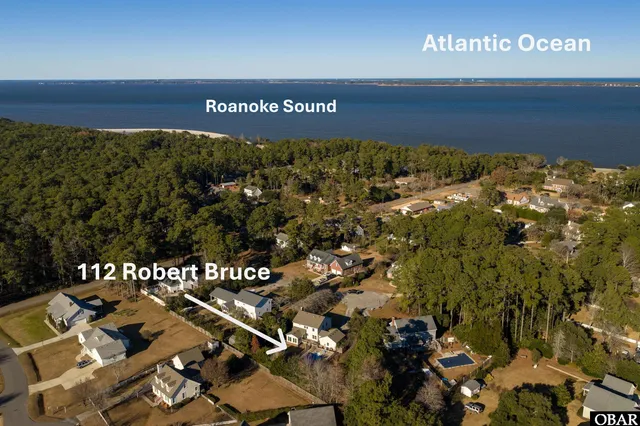 $685,000 | 112 Robert Bruce Drive, Manteo, NC 27954