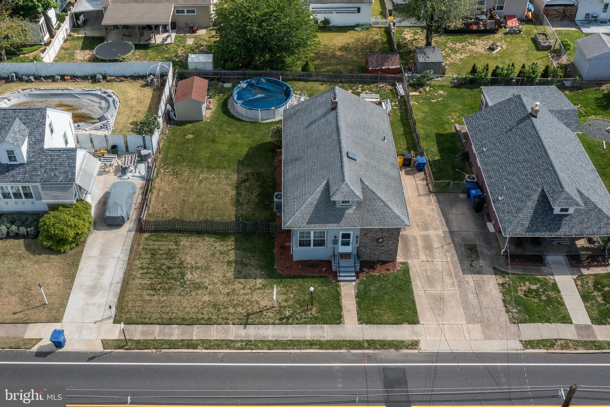 261 South Fellowship Road Maple Shade, NJ 08052 - Photo 26 of 30 an aerial view of a house